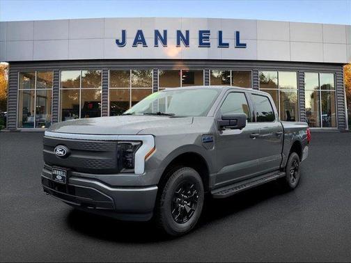 2025 Ford F-150 Lightning XLT