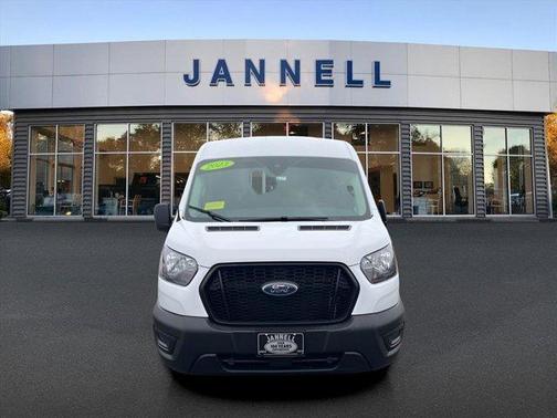 2023 Ford Transit-250 T250