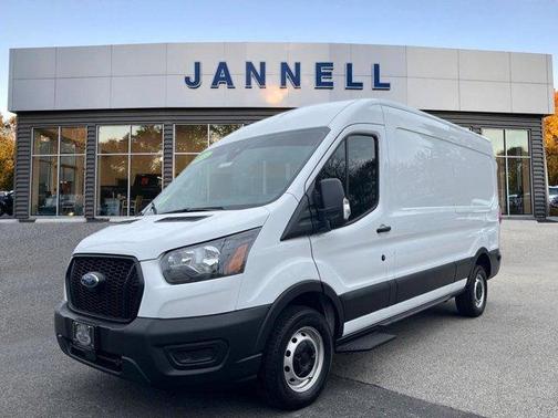 2023 Ford Transit-250 T250