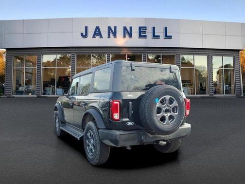 Black 2026 Ford Bronco Big Bend