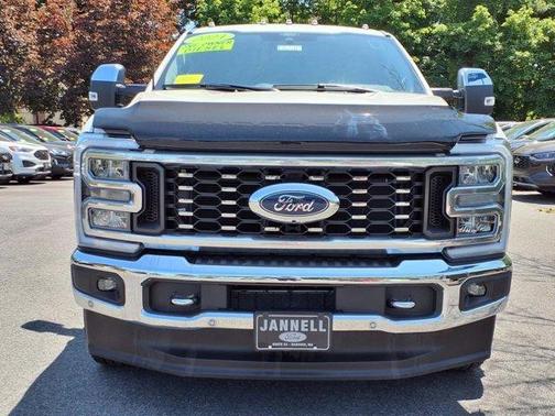 2024 Ford F-350 Lariat Super Duty