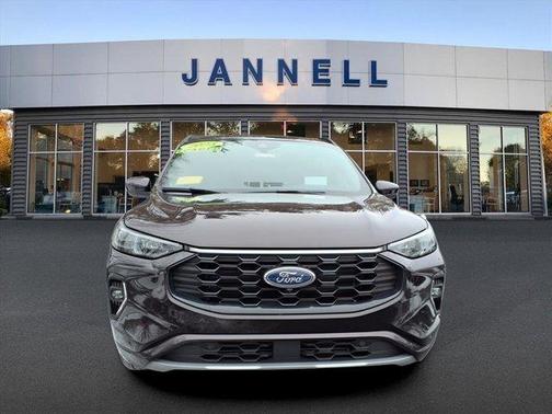 2023 Ford Escape ST-Line Elite