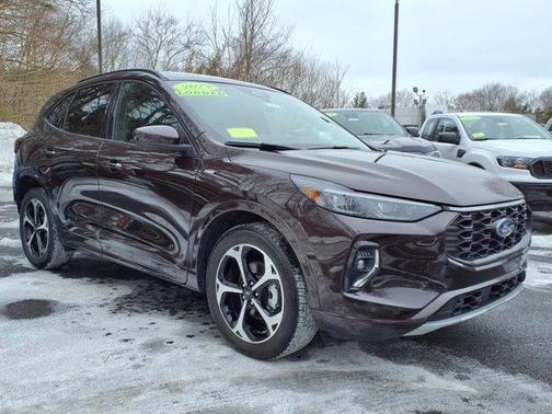 2023 Ford Escape ST-Line Elite