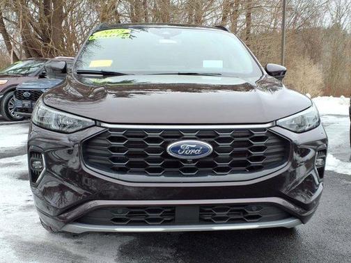 2023 Ford Escape ST-Line Elite