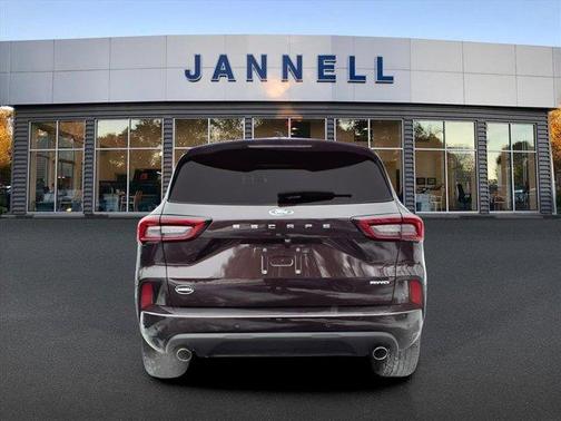 2023 Ford Escape ST-Line Elite