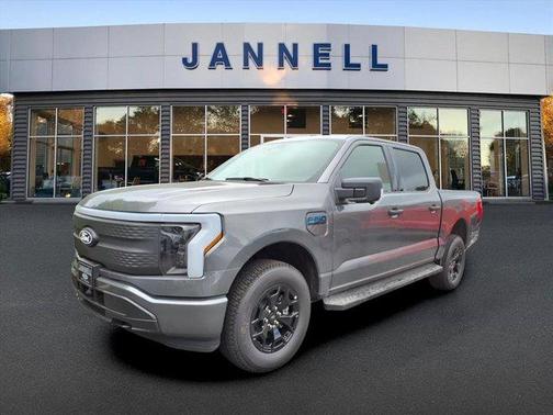 2025 Ford F-150 Lightning XLT