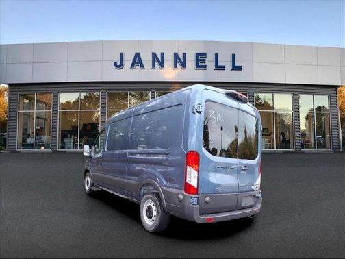 2026 Ford Transit-250 