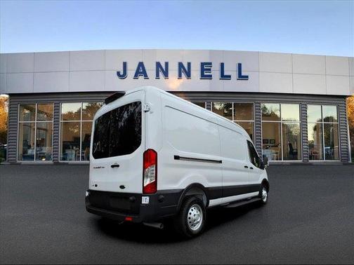 2025 Ford Transit-250 148 WB Medium Roof Cargo