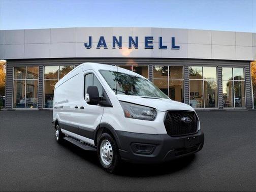 2025 Ford Transit-250 148 WB Medium Roof Cargo