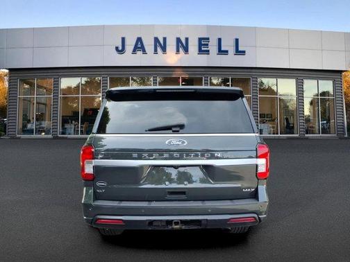 Forged Green Metallic 2022 Ford Expedition Max XLT