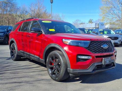 2022 Ford Explorer ST