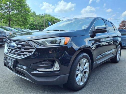 2020 Ford Edge Titanium