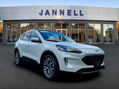 2022 Ford Escape Titanium
