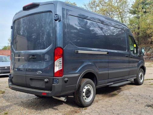 2025 Ford Transit-250 148 WB Medium Roof Cargo