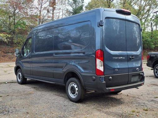 2025 Ford Transit-250 148 WB Medium Roof Cargo