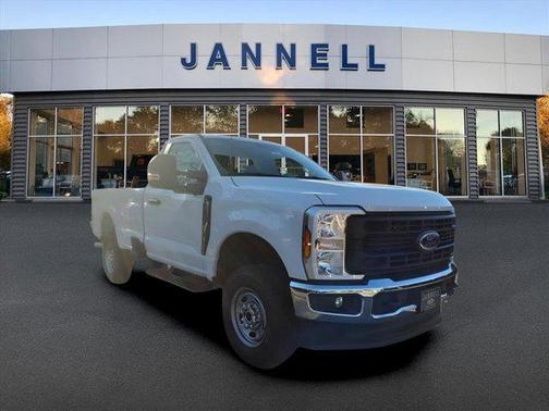 2025 Ford F-250 XL