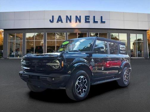 2022 Ford Bronco Outer Banks