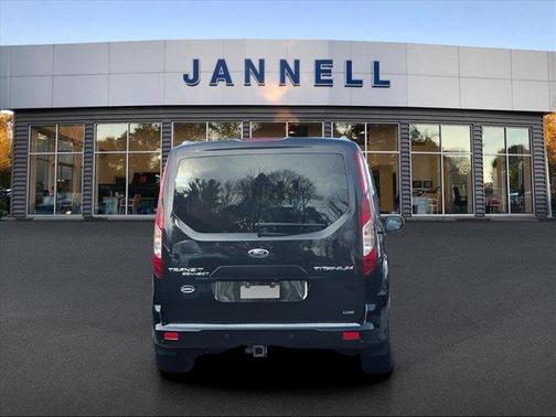 2022 Ford Transit Connect Titanium