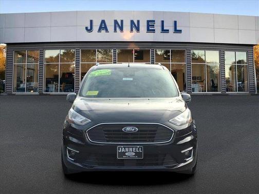 2022 Ford Transit Connect Titanium