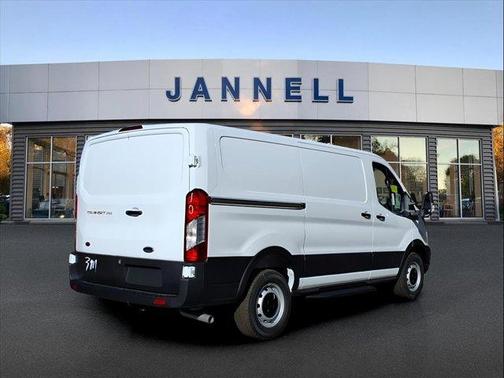 2025 Ford Transit-250 T250