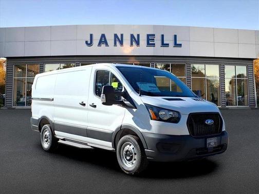 2025 Ford Transit-250 T250