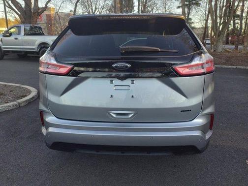 2024 Ford Edge SE