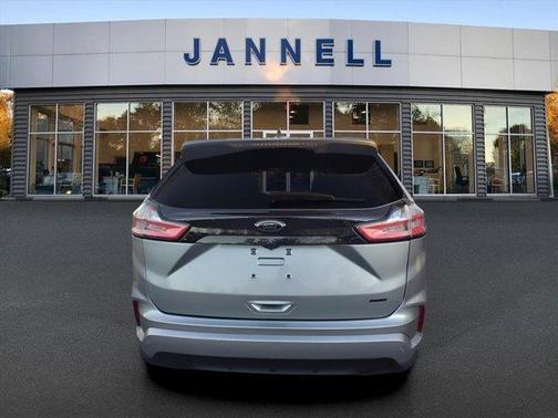 2024 Ford Edge SE
