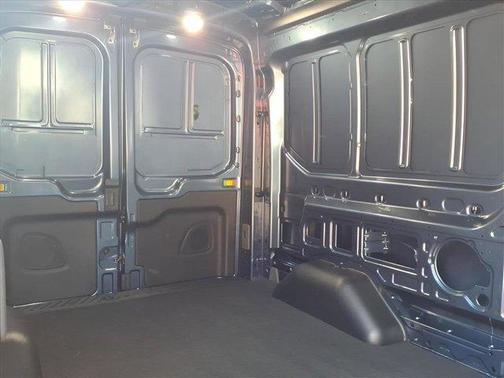 2025 Ford Transit-250 148 WB Medium Roof Cargo