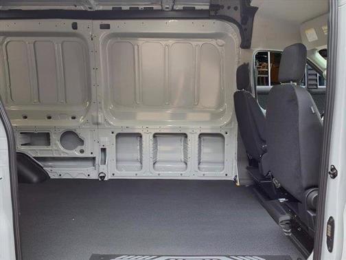 2025 Ford Transit-250 148 WB Medium Roof Cargo