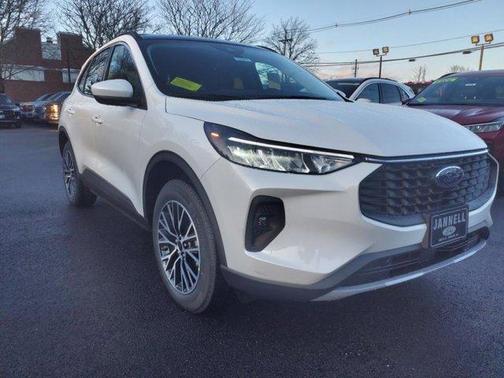 2025 Ford Escape PHEV