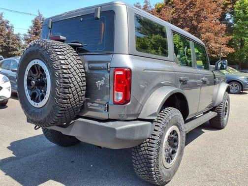 2022 Ford Bronco Base