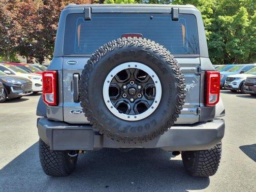 2022 Ford Bronco Base
