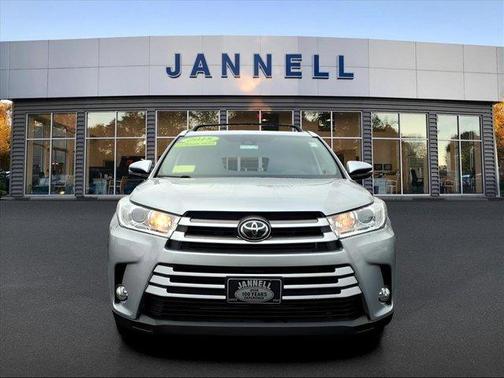 2018 Toyota Highlander 