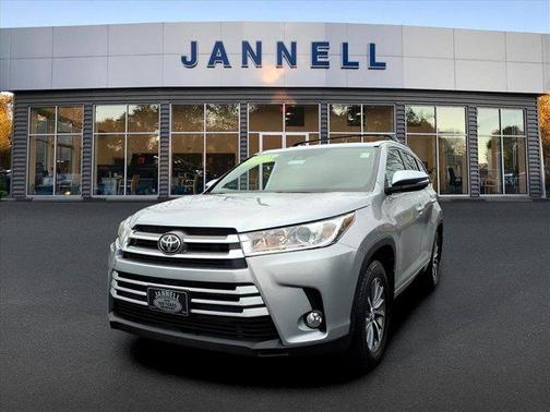 2018 Toyota Highlander 