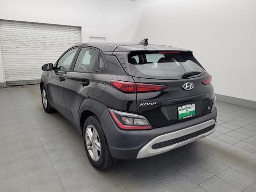 2022 Hyundai KONA SE