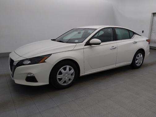 2022 Nissan Altima S FWD