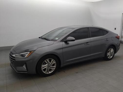 Gray 2019 Hyundai ELANTRA SEL