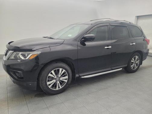 2019 Nissan Pathfinder SL