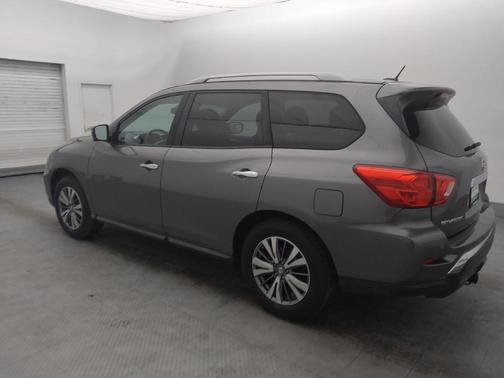 Gun Metallic 2018 Nissan Pathfinder SL