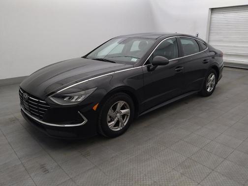 Phantom Black 2022 Hyundai SONATA SE