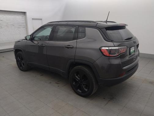Granite Crystal Metallic Clearcoat 2021 Jeep Compass Latitude