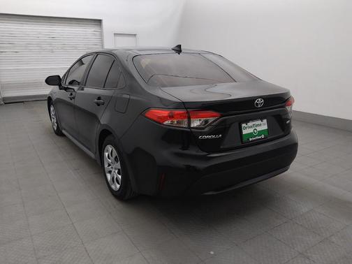 Black 2022 Toyota Corolla LE