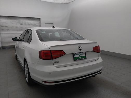 White 2018 Volkswagen Jetta 2.0T GLI