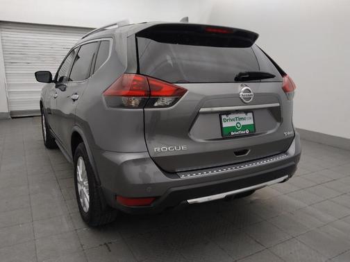 Gun Metallic 2020 Nissan Rogue SV