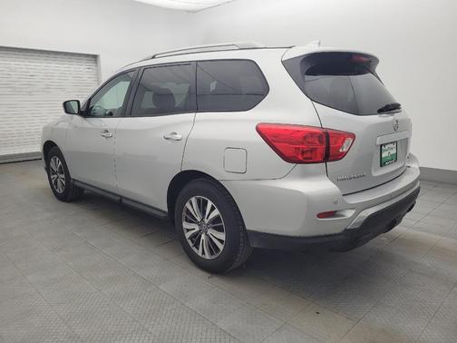 2019 Nissan Pathfinder SV