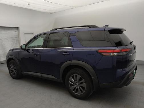 2022 Nissan Pathfinder SV 4WD