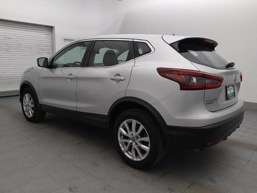 Brilliant Silver Metallic 2021 Nissan Rogue Sport S