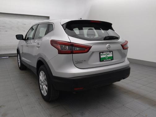 Brilliant Silver Metallic 2021 Nissan Rogue Sport S