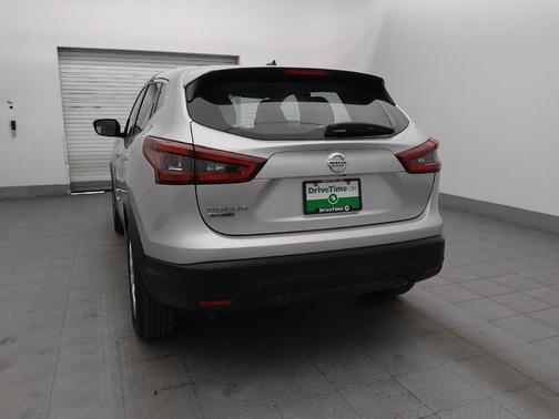 Brilliant Silver Metallic 2021 Nissan Rogue Sport S