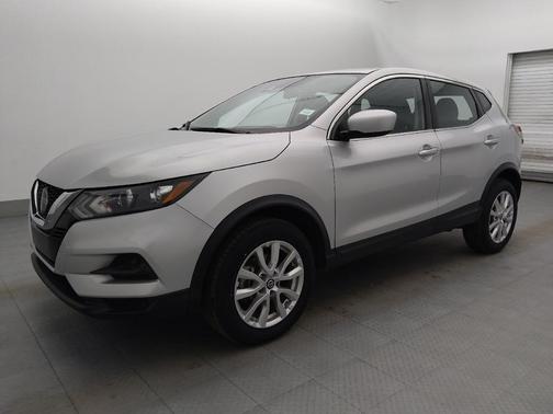 Brilliant Silver Metallic 2021 Nissan Rogue Sport S